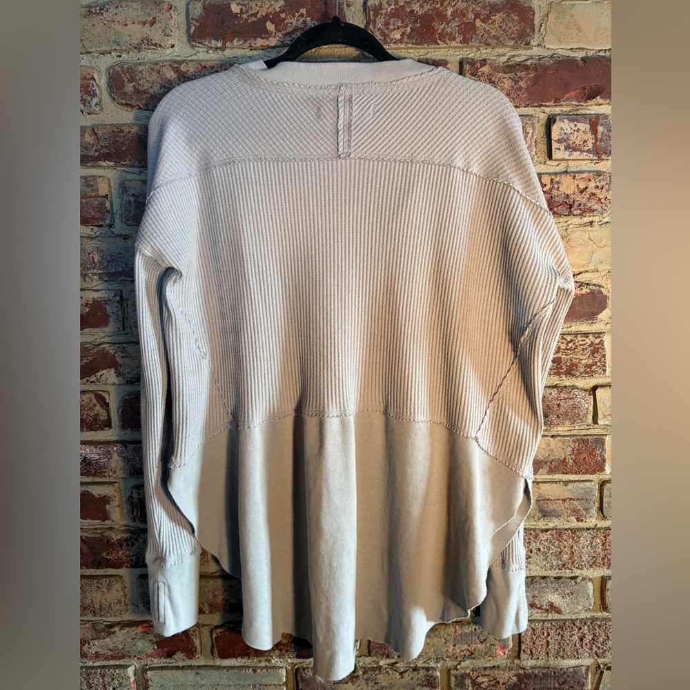 Free People We The Free Monterey Thermal Top XS(oversized) - Picture 3 of 5